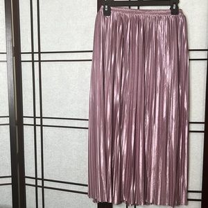 Woman’s Plaited skirt